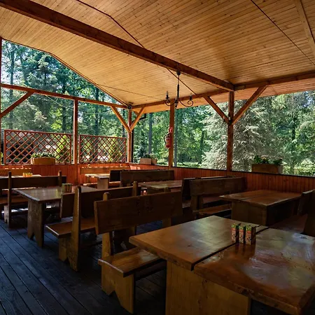 I Pole Namiotowe River Park Campingplads *