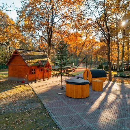 I Pole Namiotowe River Park Campingplads