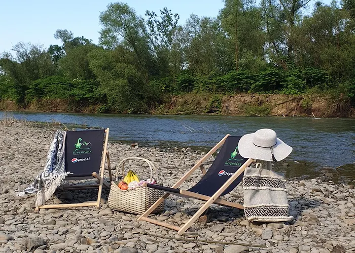 Kemping I Pole Namiotowe River Park Zator