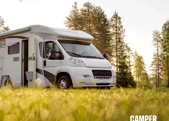 I Pole Namiotowe River Park Kemping